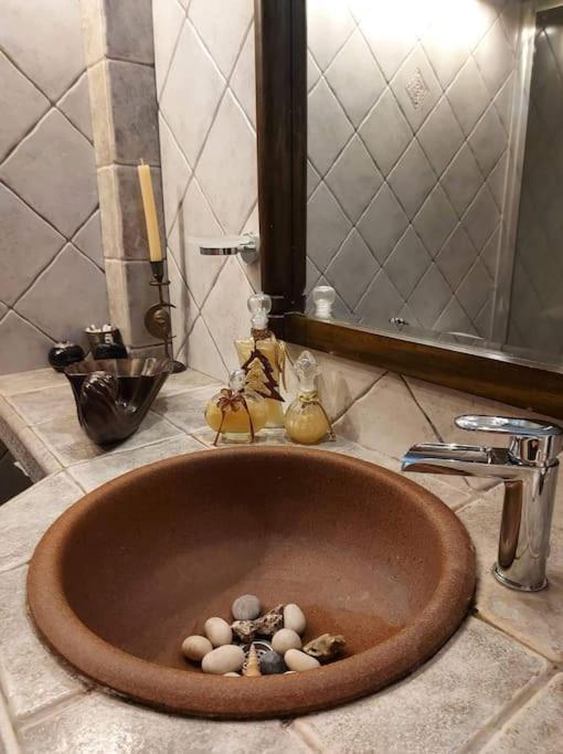 Όμορφο, Άνετο Ζεστά Διακοσμημένο Διαμέρισμα Thérmi Dış mekan fotoğraf